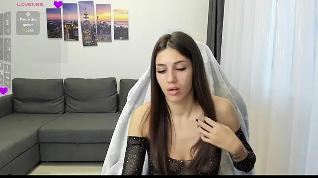 Kimi Ivy online show from 11/07/25, 05:18