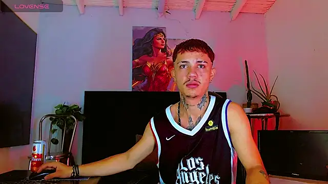 HannibalLester online show from 02/04/26, 03:56