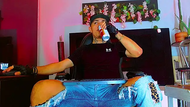 HannibalLester online show from 04/11/26, 04:39