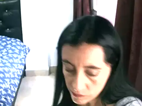 hailey85 online show from 12/24/24, 10:28