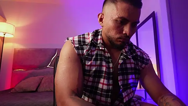 maximusclark1 online show from 04/26/26, 01:03