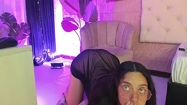 sadashi moon  online show from 03/05/25, 03:40