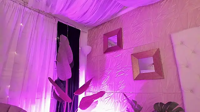 sadashi moon  online show from 03/20/25, 09:48