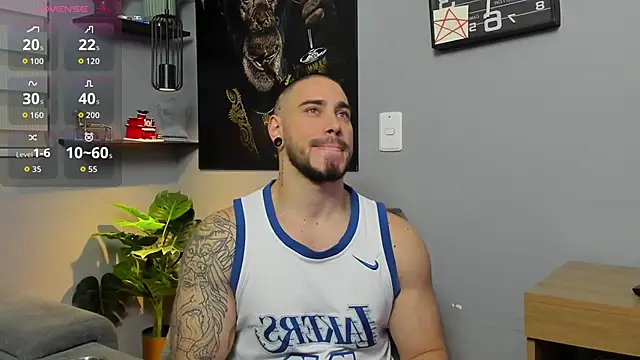 Giorgio-Leone online show from 12/22/25, 12:40