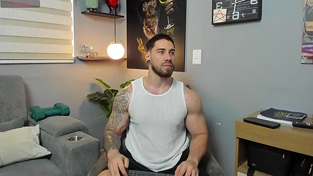 Giorgio-Leone online show from 04/23/26, 10:45