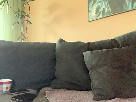 Bula94193 online show from 03/17/25, 05:16