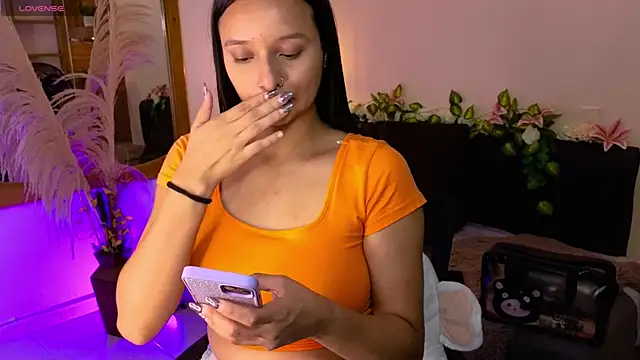 Snapshot of Hannah_williams1 chatting on 12/03/25, 08:51 Hannah williams1 online show from 12/03/25, 08:51