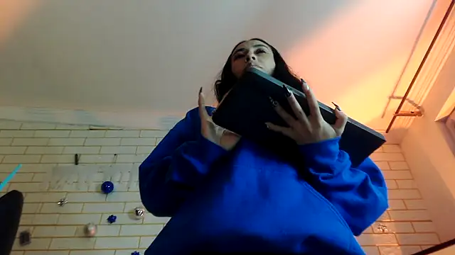 NYX1126 online show from 12/18/25, 11:38