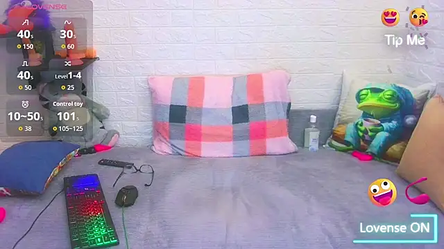 RedHousewife online show from 02/28/26, 05:58