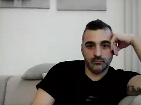 Snapshot of Assodispade3 chatting on 12/20/24, 08:06 Assodispade3 online show from 12/20/24, 08:06