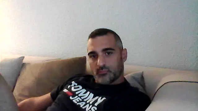 Snapshot of Assodispade3 chatting on 09/25/25, 08:18 Assodispade3 online show from 09/25/25, 08:18