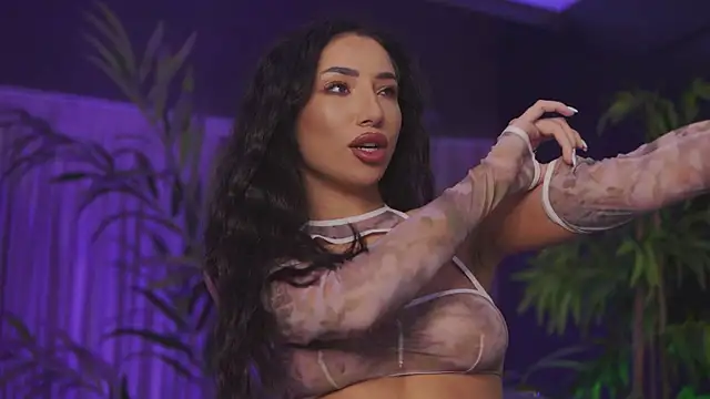 GinaValentinna online show from 04/22/26, 07:26