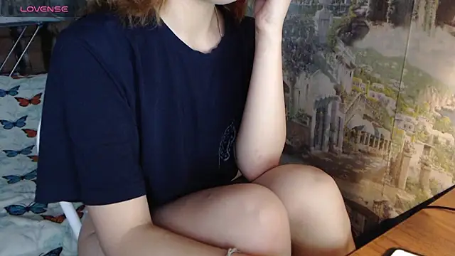 Snapshot of -LauraGold- chatting on 12/28/24, 11:41 -LauraGold- online show from 12/28/24, 11:41