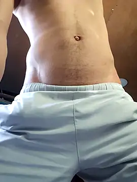 Snapshot of jose5320_20 chatting on 12/01/25, 01:16 jose5320 20 online show from 12/01/25, 01:16