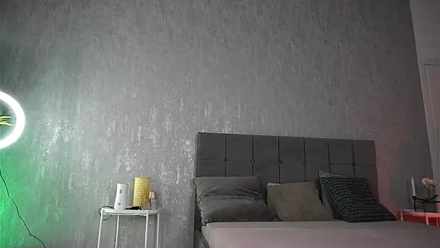 KatelynSparks online show from 11/14/25, 07:18