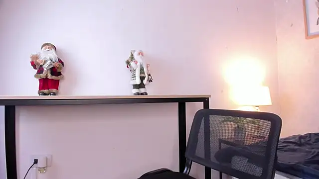 Caroline dh online show from 01/12/26, 11:37