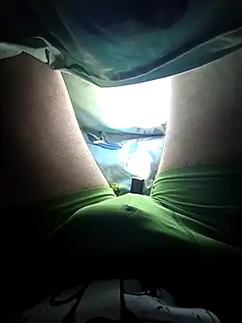 Snapshot of Ibag01 chatting on 03/02/25, 11:53 Ibag01 online show from 03/02/25, 11:53