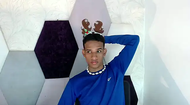 AbrahanBratz online show from 12/13/24, 06:49