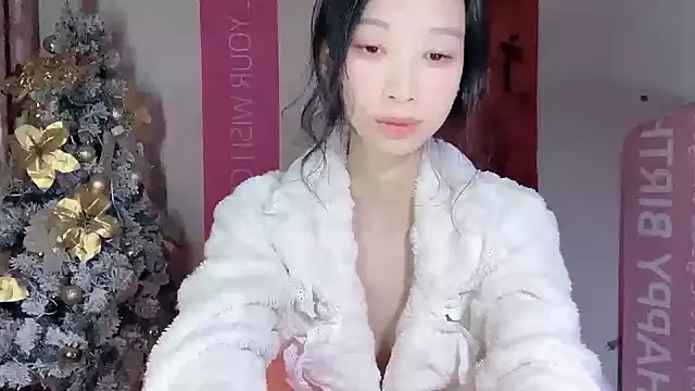 Lili-2 online show from 01/01/25, 06:16