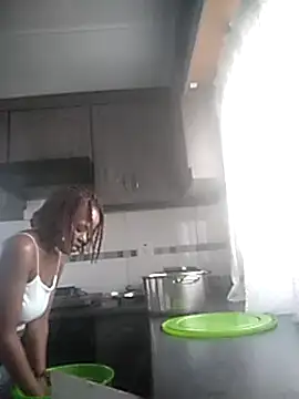 Feathergal69  online show from 12/04/24, 02:59