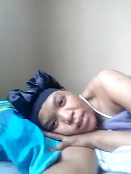 Feathergal69  online show from 09/18/25, 12:29