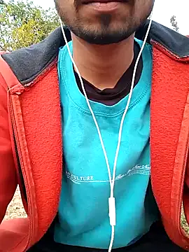 Snapshot of Piyush_2024 chatting on 01/15/25, 11:32 Piyush 2024 online show from 01/15/25, 11:32