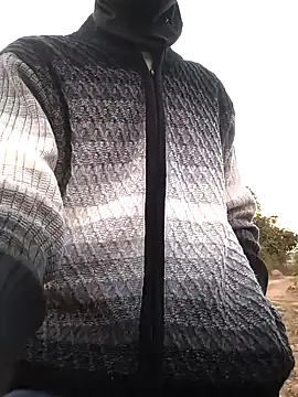 Snapshot of Piyush_2024 chatting on 01/23/25, 12:52 Piyush 2024 online show from 01/23/25, 12:52