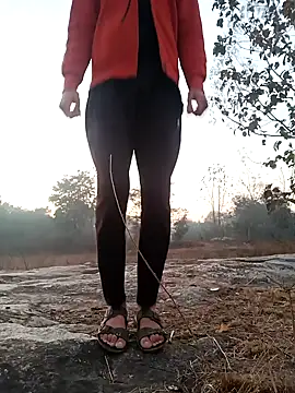 Snapshot of Piyush_2024 chatting on 02/12/25, 01:30 Piyush 2024 online show from 02/12/25, 01:30