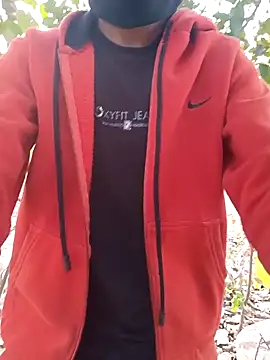 Snapshot of Piyush_2024 chatting on 02/18/25, 01:43 Piyush 2024 online show from 02/18/25, 01:43