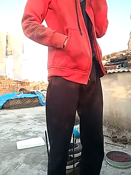 Snapshot of Piyush_2024 chatting on 02/19/25, 02:01 Piyush 2024 online show from 02/19/25, 02:01