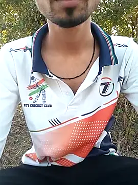 Snapshot of Piyush_2024 chatting on 02/19/25, 10:56 Piyush 2024 online show from 02/19/25, 10:56