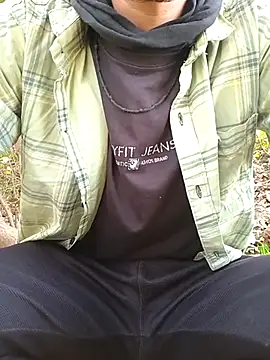 Snapshot of Piyush_2024 chatting on 03/08/25, 08:22 Piyush 2024 online show from 03/08/25, 08:22