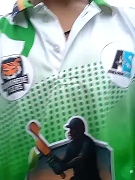 Snapshot of Piyush_2024 chatting on 09/13/25, 01:05 Piyush 2024 online show from 09/13/25, 01:05