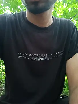 Snapshot of Piyush_2024 chatting on 09/16/25, 01:17 Piyush 2024 online show from 09/16/25, 01:17