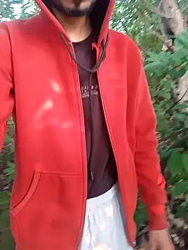 Snapshot of Piyush_2024 chatting on 11/19/25, 01:49 Piyush 2024 online show from 11/19/25, 01:49