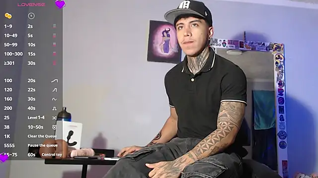 Nickhot0609 online show from 12/31/24, 05:18