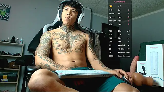 Nickhot0609 online show from 09/24/25, 06:55