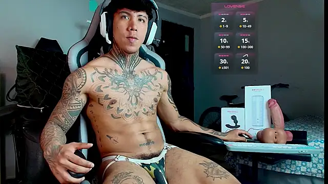 Nickhot0609 online show from 10/08/25, 07:22