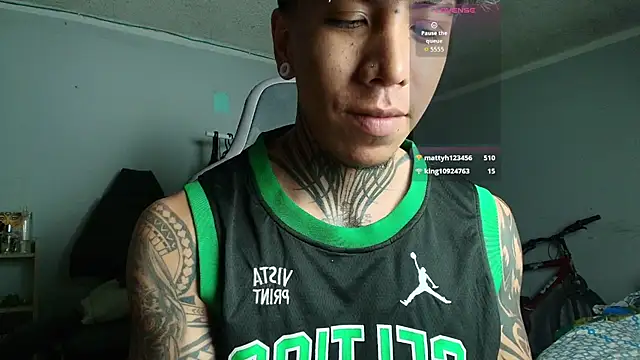 Nickhot0609 online show from 10/12/25, 04:55