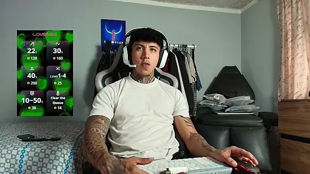 Nickhot0609 online show from 03/05/26, 09:44