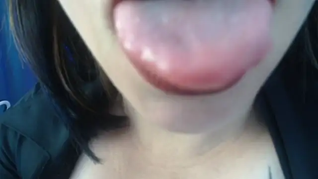 Snapshot of Madame_Shein_ chatting on 03/17/25, 07:37 Madame Shein online show from 03/17/25, 07:37