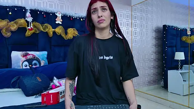 Derieri D online show from 12/15/25, 03:22