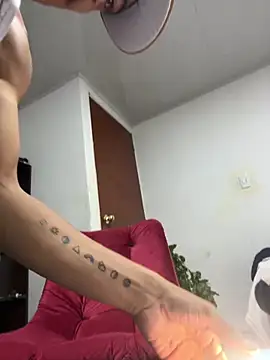 Edward Milleer online show from 12/28/24, 04:20