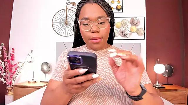 Snapshot of Makena_gh chatting on 09/22/25, 03:30 Makena gh online show from 09/22/25, 03:30