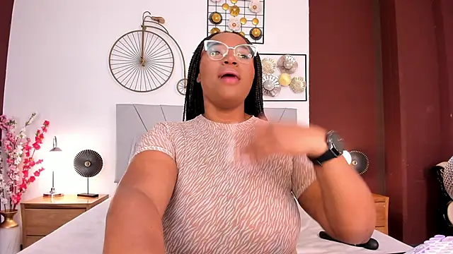 Snapshot of Makena_gh chatting on 09/30/25, 04:06 Makena gh online show from 09/30/25, 04:06