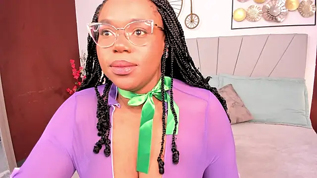 Makena gh online show from 04/22/26, 03:09