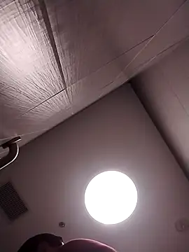 Snapshot of axelongshaft69 chatting on 02/01/26, 12:31 axelongshaft69 online show from 02/01/26, 12:31