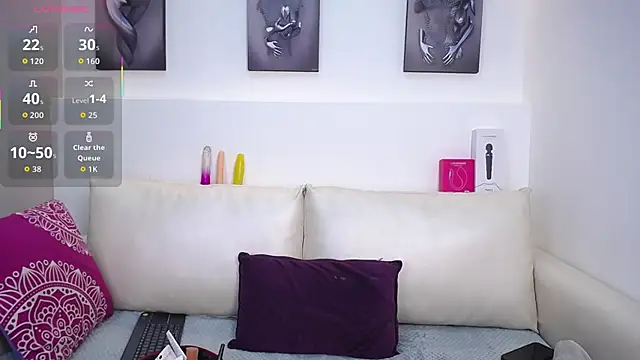 Melodi Roux online show from 09/21/25, 12:40