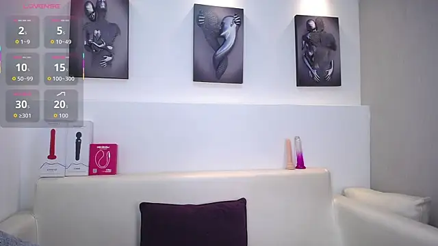 Melodi Roux online show from 12/17/25, 12:33