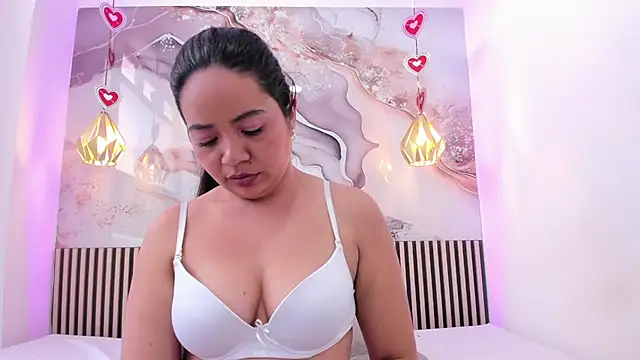 EvelynSweet1 online show from 03/20/26, 07:41